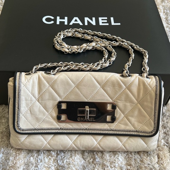 CHANEL Quilted Leather Purse